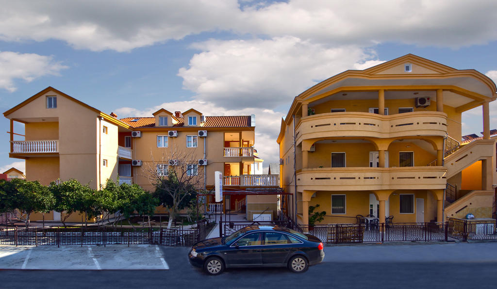 Apartments Dalila Ulcinj Kültér fotó