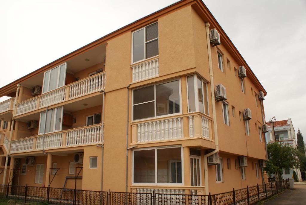 Apartments Dalila Ulcinj Kültér fotó